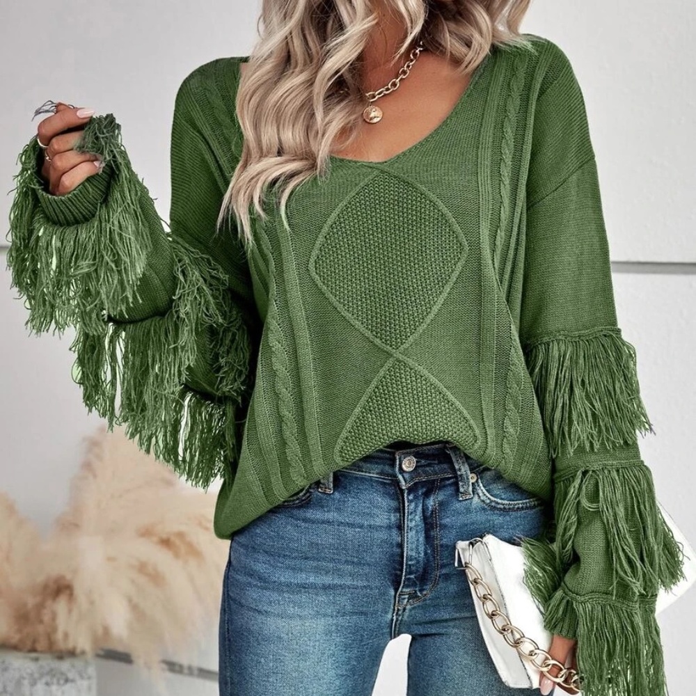 Cozy Fringe Sleeve Oversized Sweater Top - Picture 2 of 8